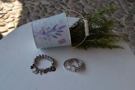 BRACCIALE CON CHARMS € 3,00 - BRACCIALE ARGENTO € 6,00